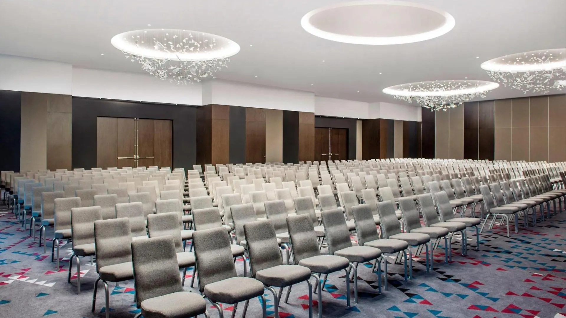 Sheraton Grand Tbilisi Metechi Palace Hotel