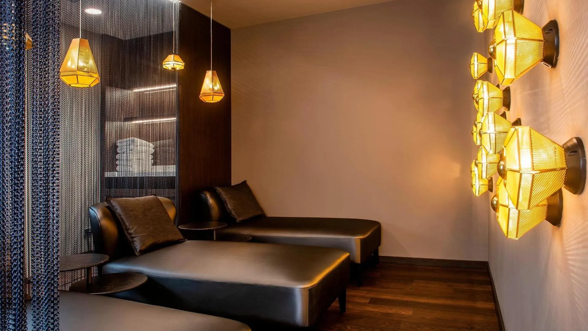 Sheraton Grand Tbilisi Metechi Palace