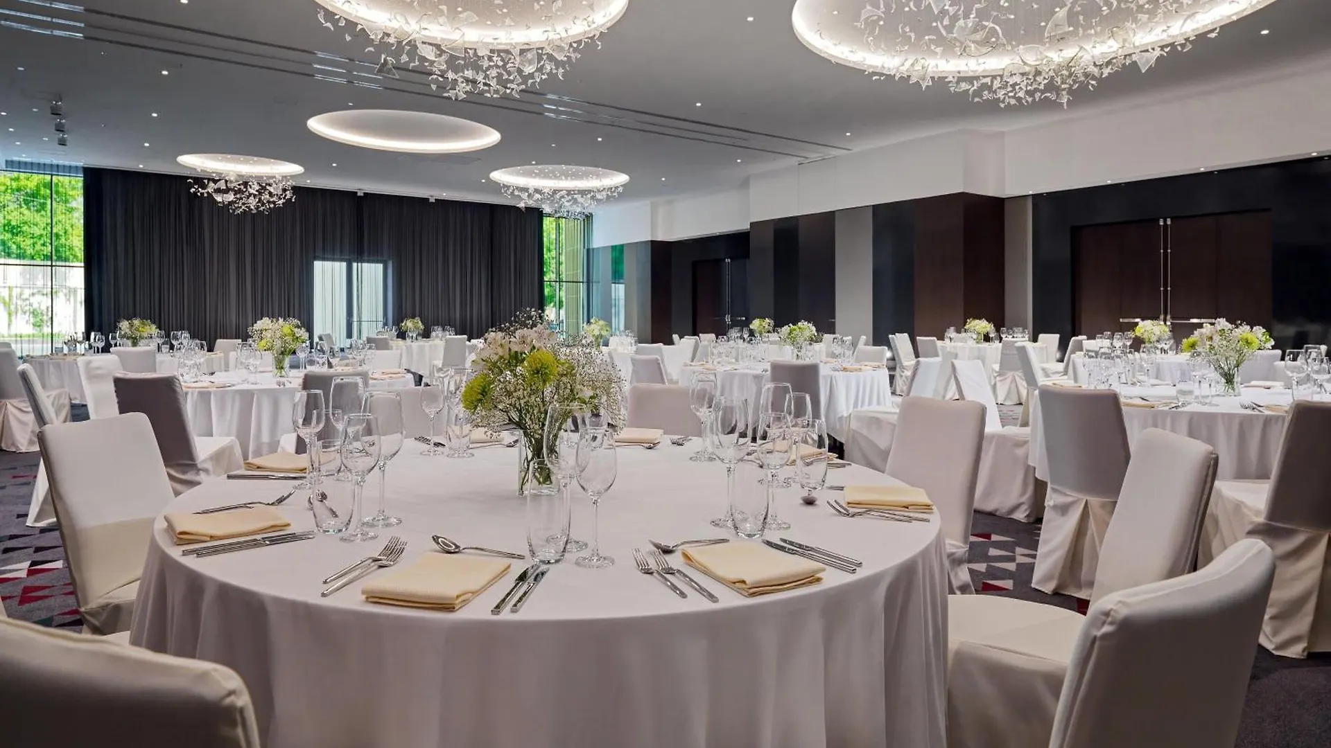 Sheraton Grand Tbilisi Metechi Palace