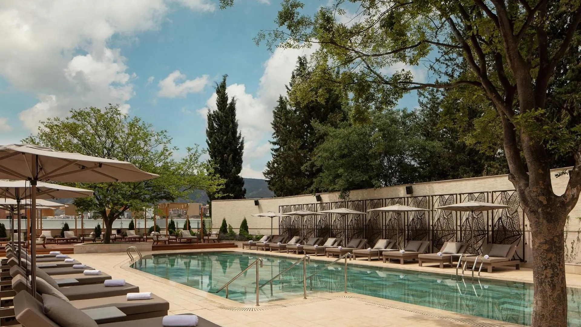 Sheraton Grand Tbilisi Metechi Palace 5*,  Gruzja
